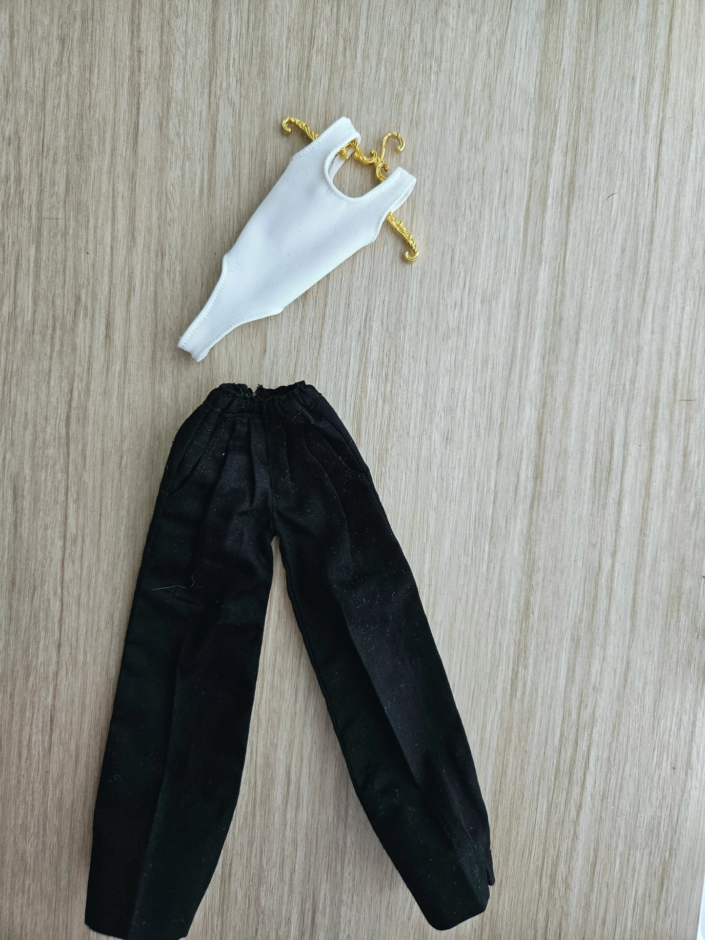 Essential Chic Set for Dolls