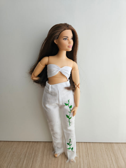 White Floral Two-Piece Set for Curvy Dolls