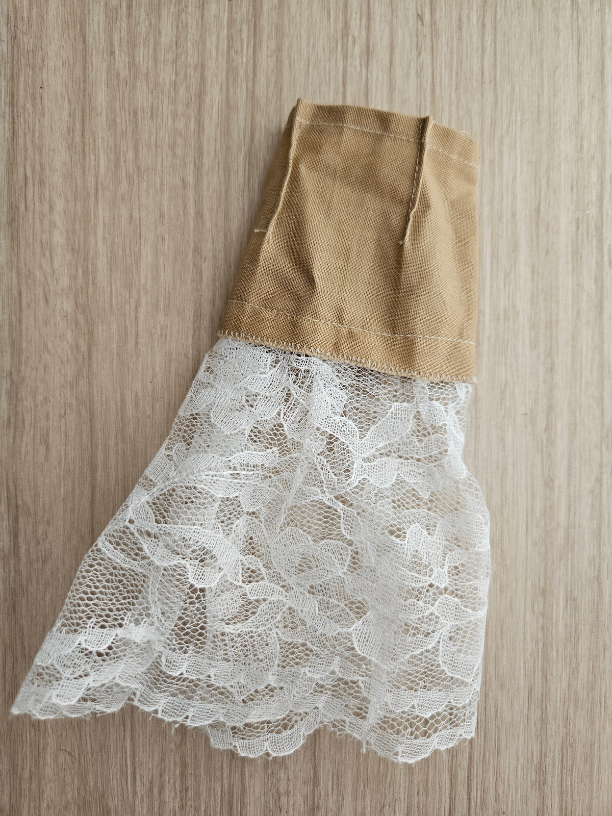 Tan & White Lace Skirt for Curvy Dolls