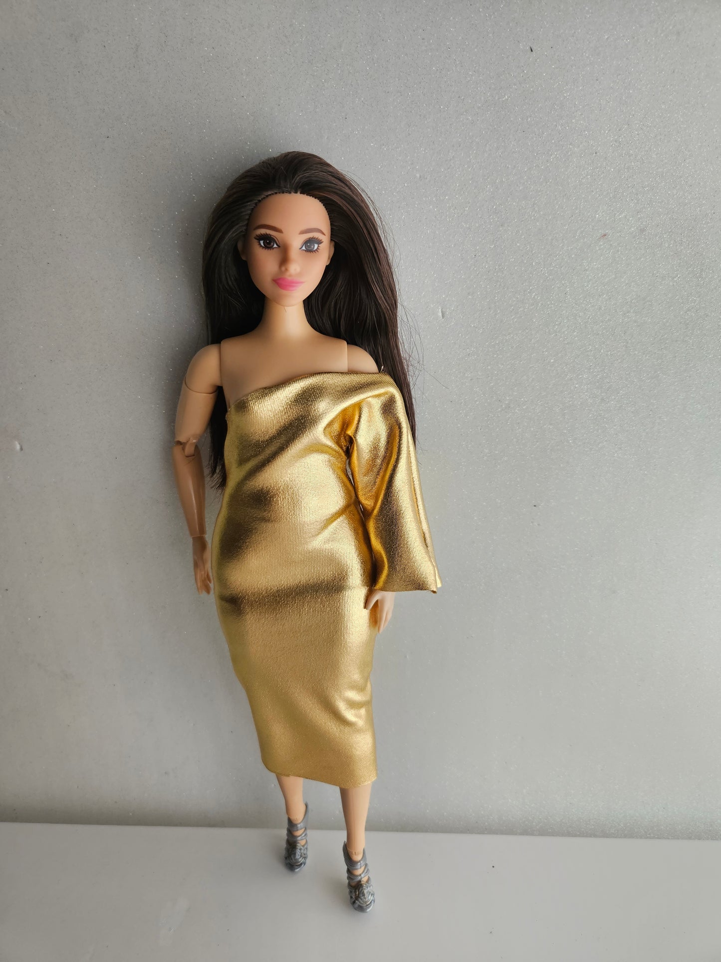 One shoulder dress for curvy doll